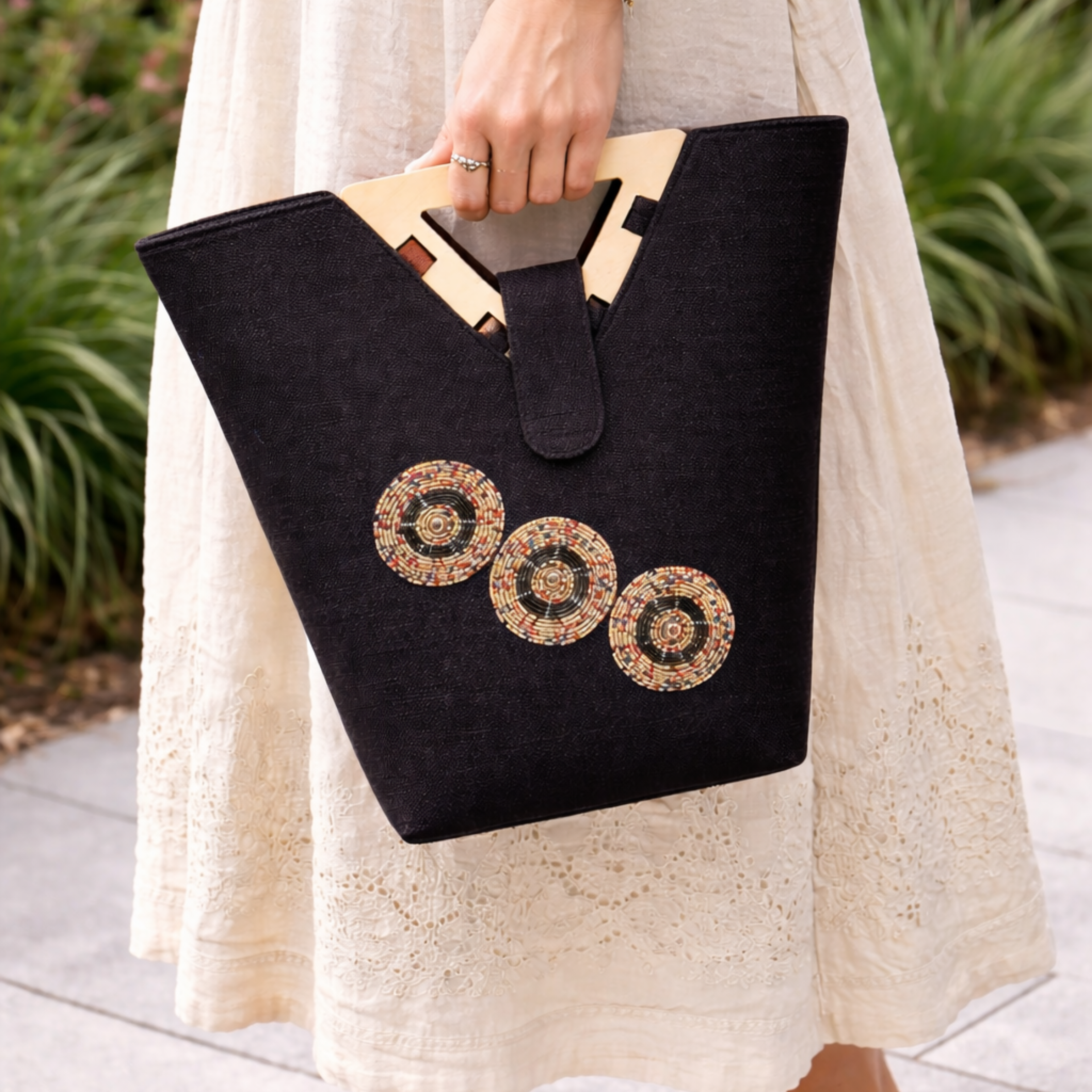 Jasiri Woodframe Bag